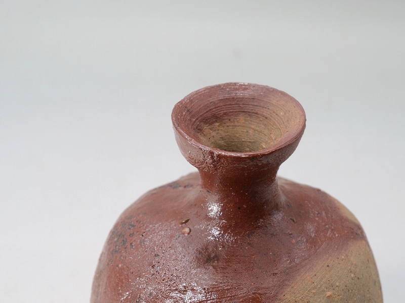 多久守 備前 割山椒 3組 26001]緋襷徳利（多久守）｜備前焼わかくさ